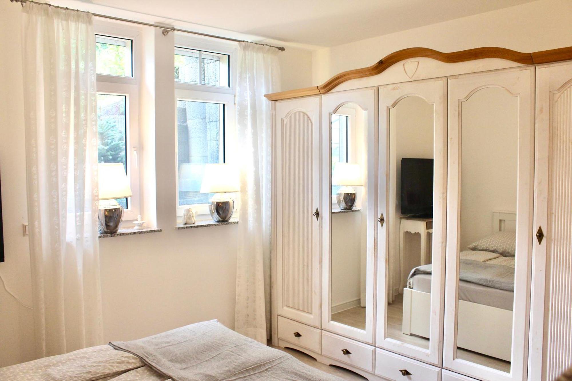 Ferienwohnung Pipergast Mit Terrasse Oerlinghausen Luaran gambar